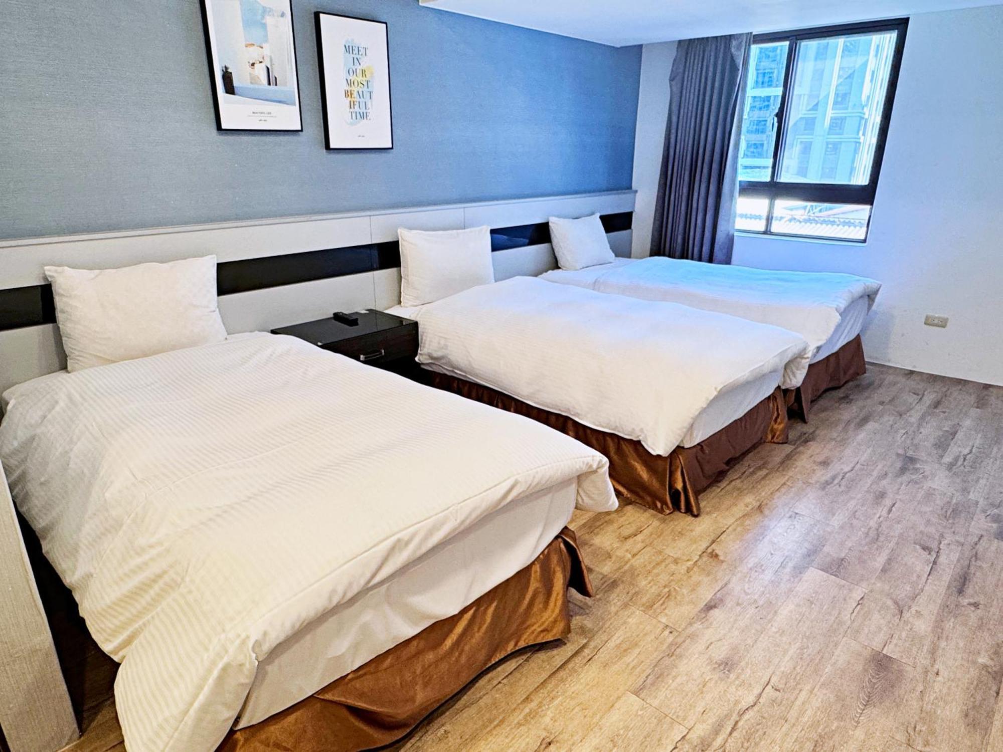 Bonjour Hotel Taichung Exterior photo